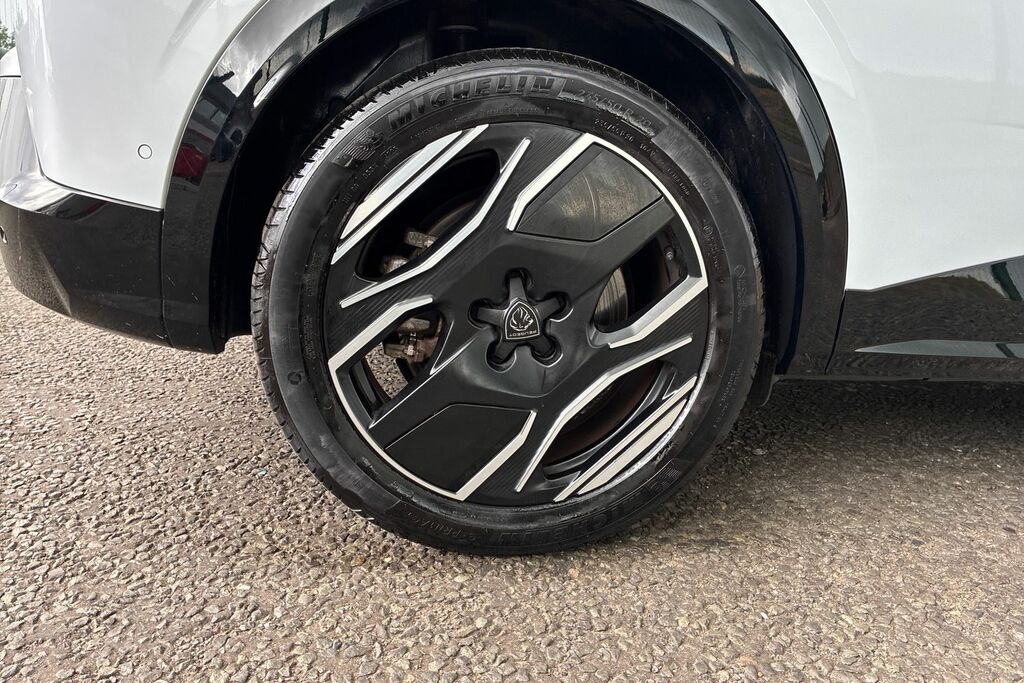 Peugeot 3008 73Kwh Gt Suv EO24NLJ White #5