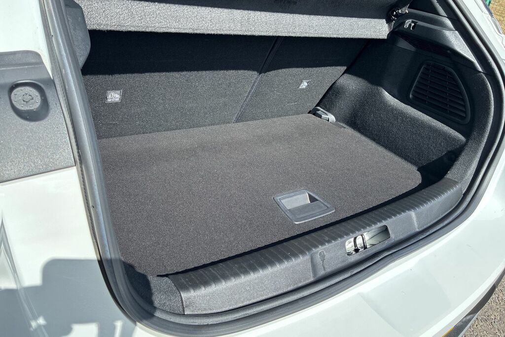 Vauxhall Mokka 1L Elite Premium White #22