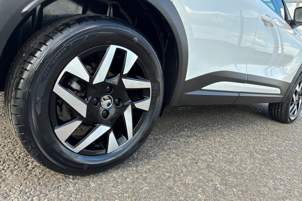 Vauxhall Mokka 1L Elite Premium White #13