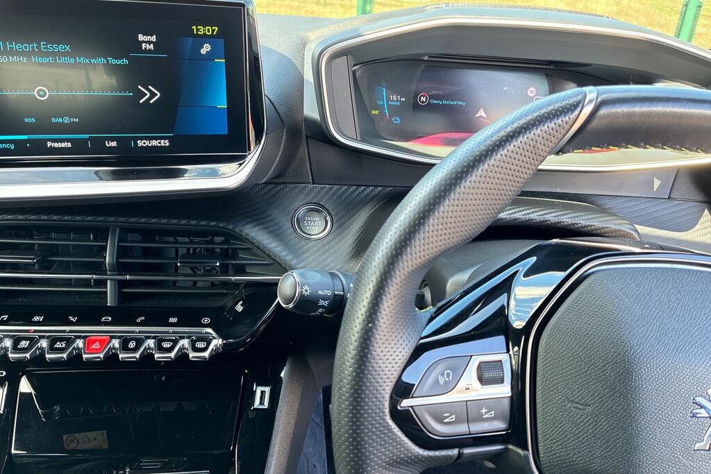 Peugeot e-2008 50Kwh Gt Premium #20