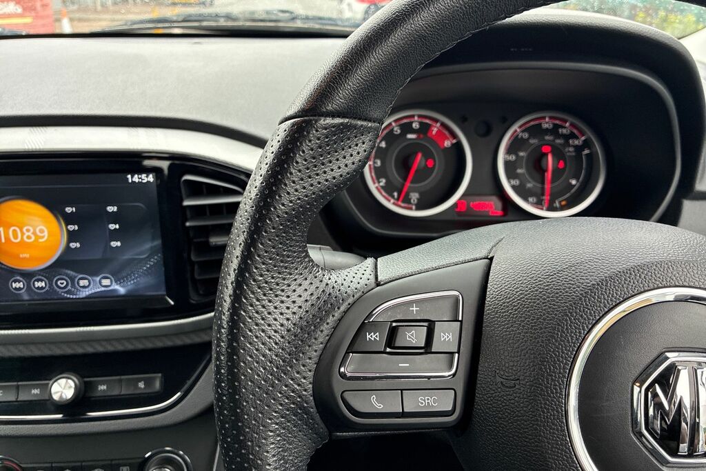 MG MG3 1.5 Vti-tech Exclusive Navigation Silver #20
