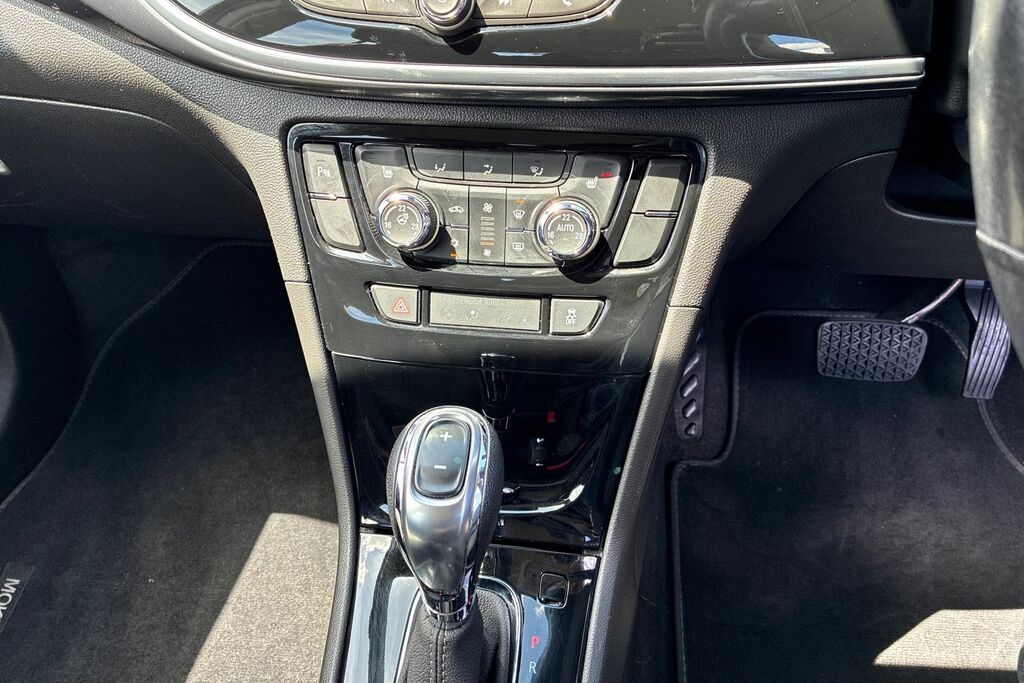 Vauxhall Mokka X 1.4T Ecotec Active White #18