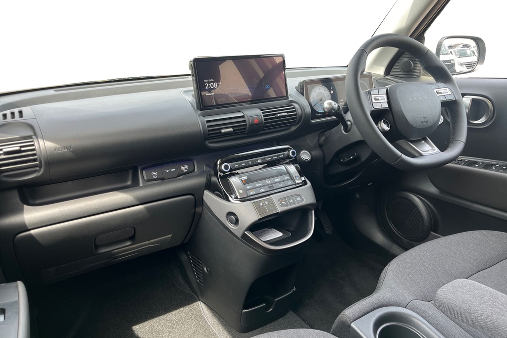 Hyundai Inster Long Range 49Kwh 02 Suv 115 Ps Yellow #2