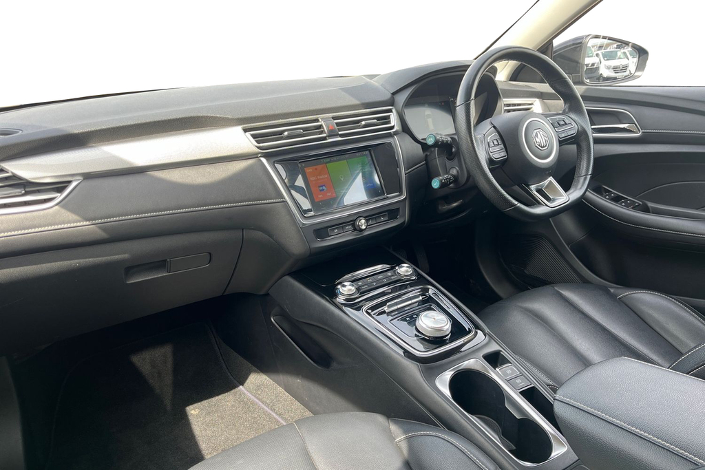 MG MG5 61.1Kwh Exclusive Long Range Estate A Black #2