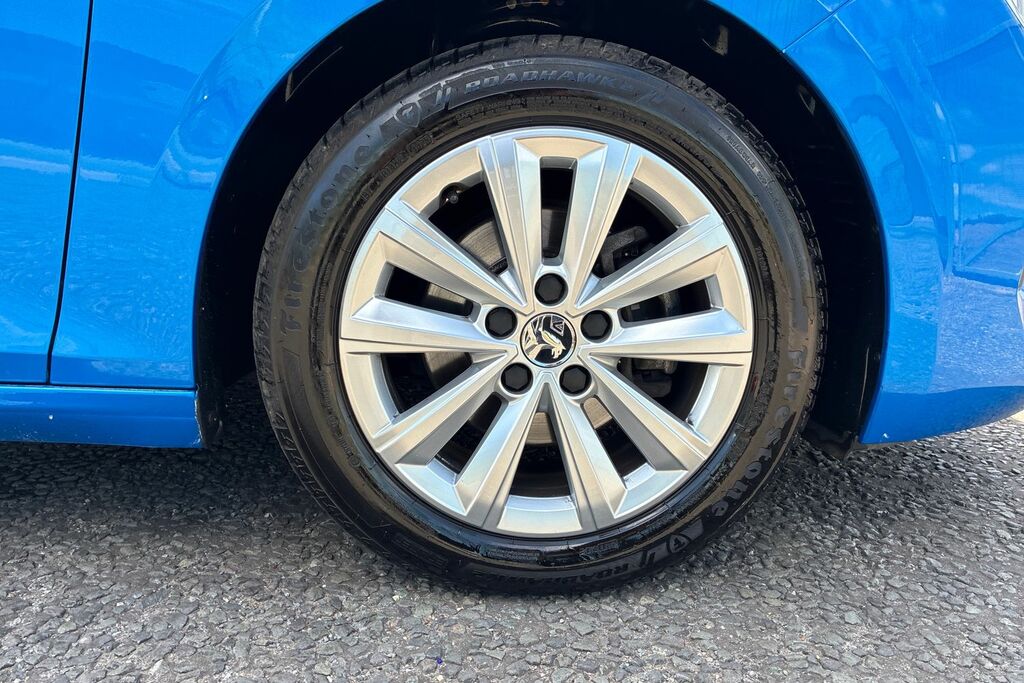 Vauxhall Astra 1.2 Turbo Design Hatchback BD23YXL Blue #5