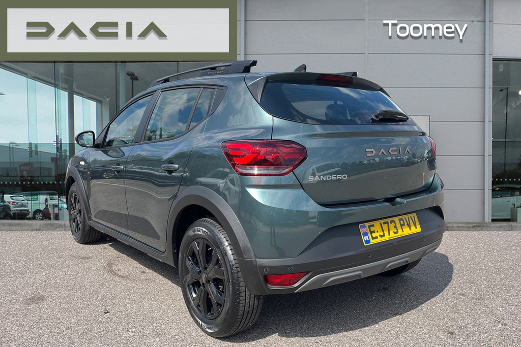Dacia Sandero Stepway 1.0 Tce Extreme Hatchback Euro 6 Green #3