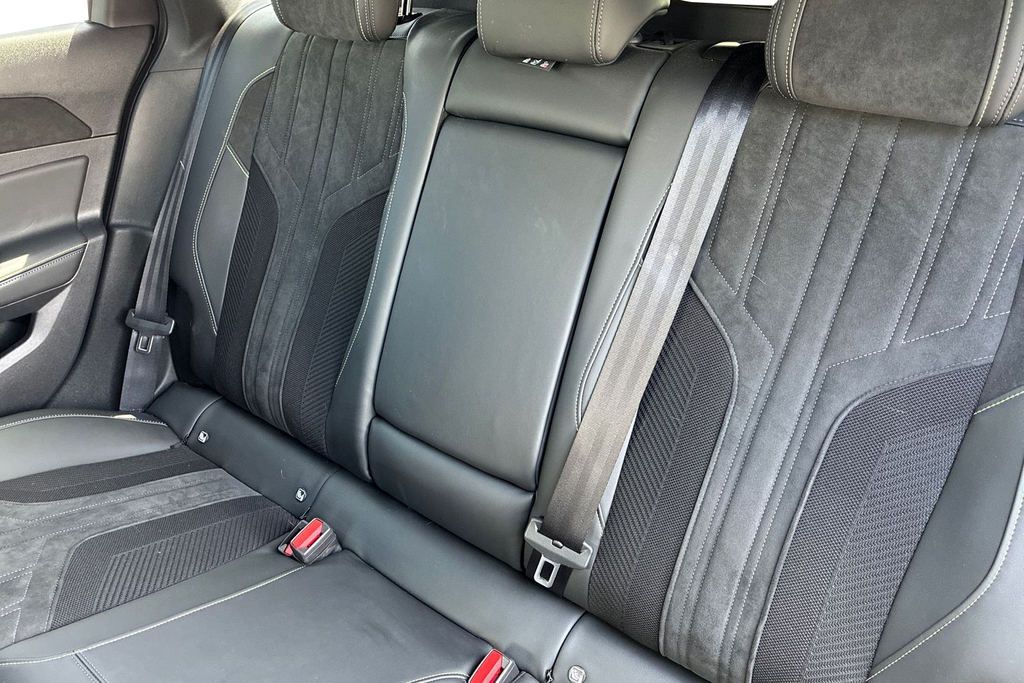 Peugeot 308 SW Active Premium Red #9