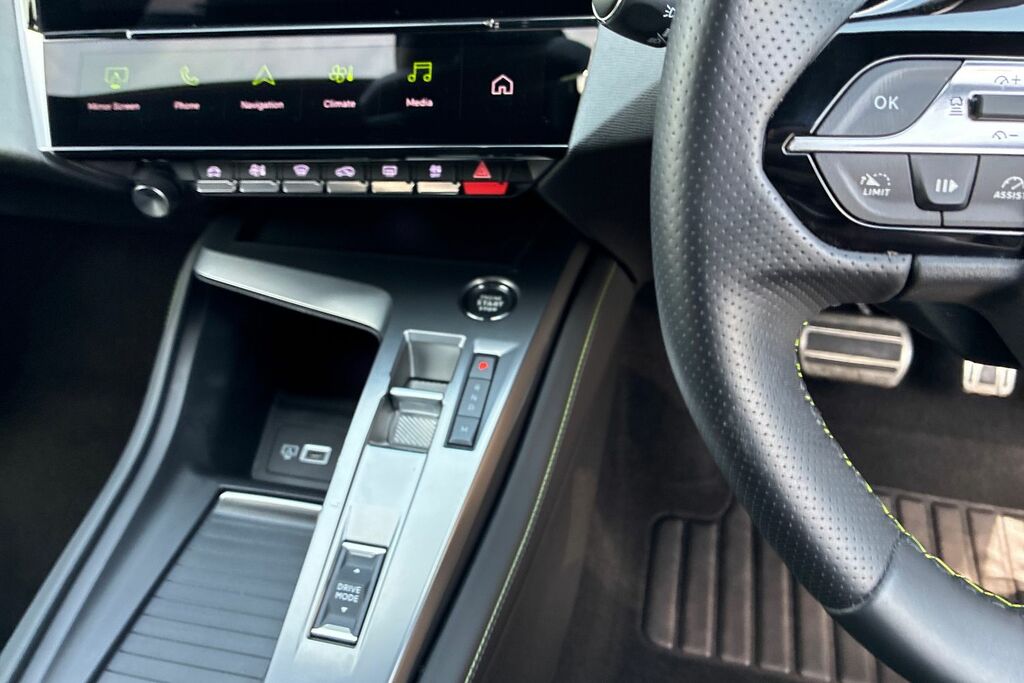Peugeot 308 SW Active Premium Red #18