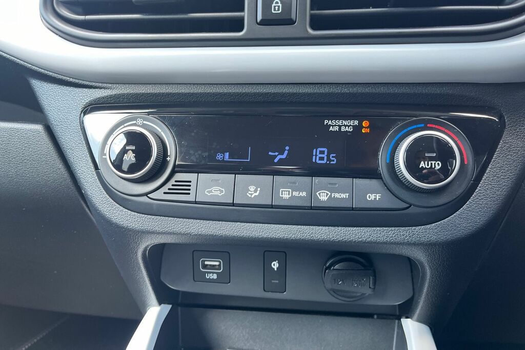 Hyundai I10 Hatchback Grey #18