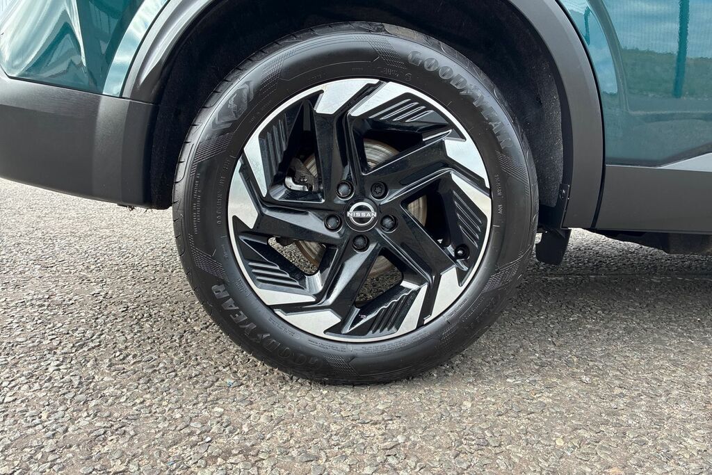 Nissan Qashqai 1.3 Dig T Mhev N Connecta Suv Hybrid Xt Green #5