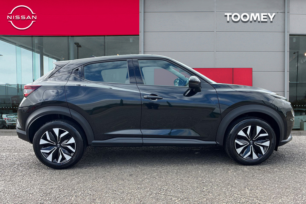 Nissan Juke 1.0 Dig T Acenta Premium Suv Dct E Black #4