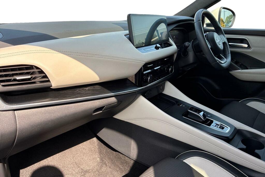 Nissan Qashqai 1.5 H E Power Tekna Suv Hybrid DV23WBK White #2