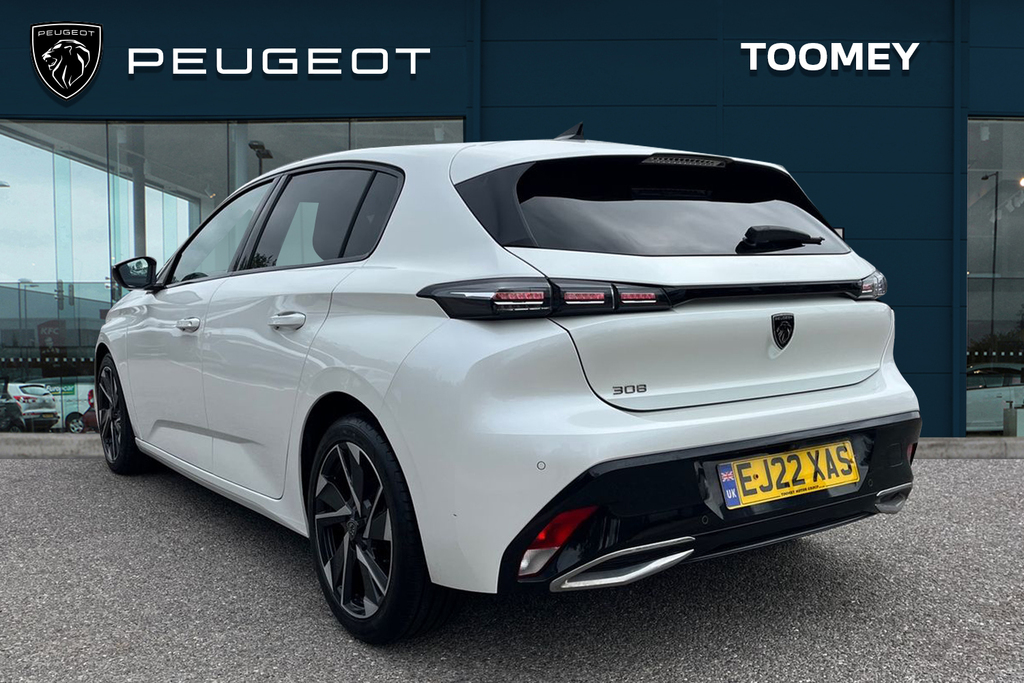 Peugeot 308 1.2 Puretech Allure Premium Hatchback E White #3