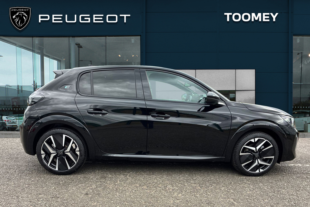 Peugeot e-208 51Kwh Gt Hatchback 7.4Kw Charge Black #4