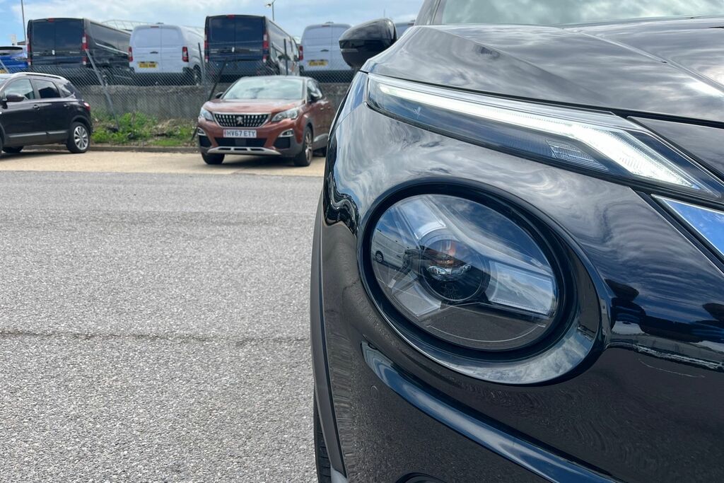 Nissan Juke 1.6 Hybrid N-connecta Hatchback OV25ZKU Grey #11