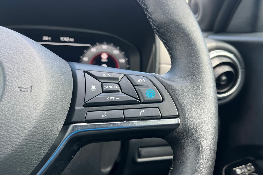 Nissan Juke 1.6 Hybrid N-connecta Hatchback OV25ZKU Grey #21
