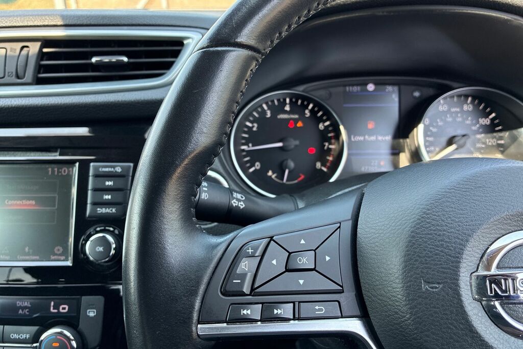 Nissan Qashqai Acenta Premium Blue #20