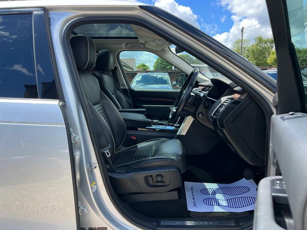 Land Rover Discovery Se Blue #16