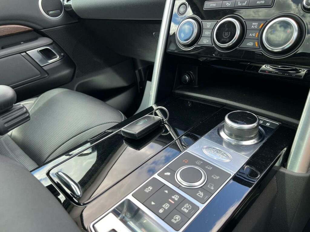 Land Rover Discovery Se Blue #33