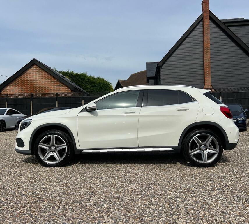 Mercedes-Benz GLA Class 1.6 Gla200 Amg Line Executive 7G-dct Euro 6 Ss White #4