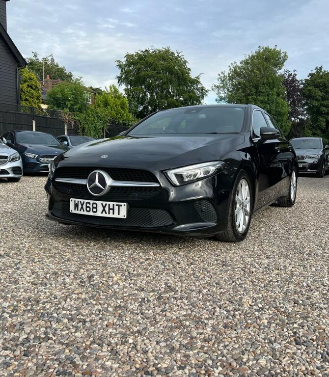 Mercedes-Benz A Class 1.5 A180d Sport Executive 7G-dct Euro 6 Ss Black #3
