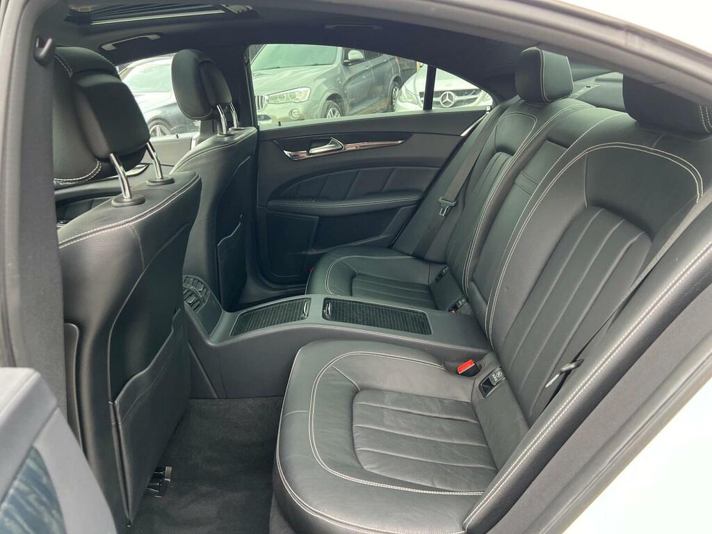Mercedes-Benz CLS Saloon Black #22