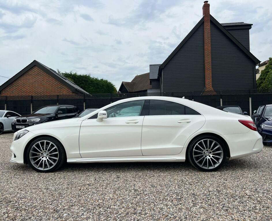 Mercedes-Benz CLS 3.0 Cls350d V6 Amg Line Premium Coupe G-tronic White #4