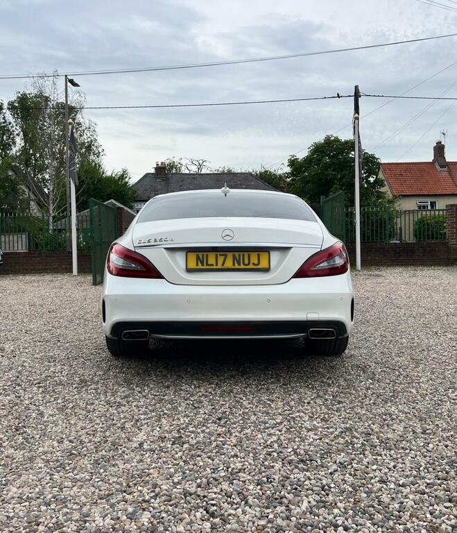 Mercedes-Benz CLS Saloon Black #8