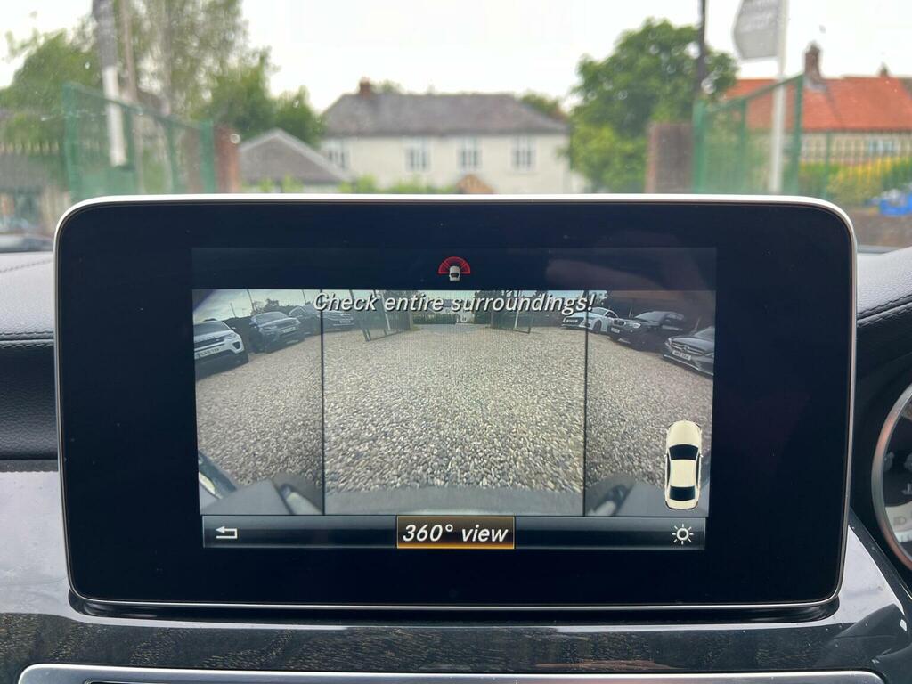 Mercedes-Benz CLS Saloon Black #32