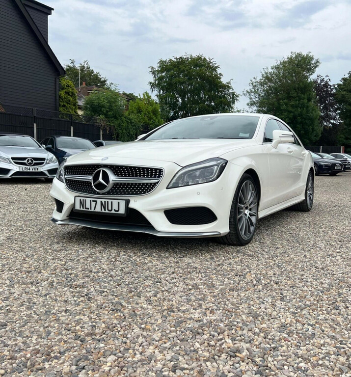 Mercedes-Benz CLS Saloon Black #36