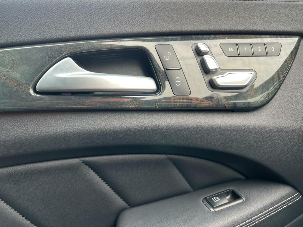 Mercedes-Benz CLS Saloon Black #18