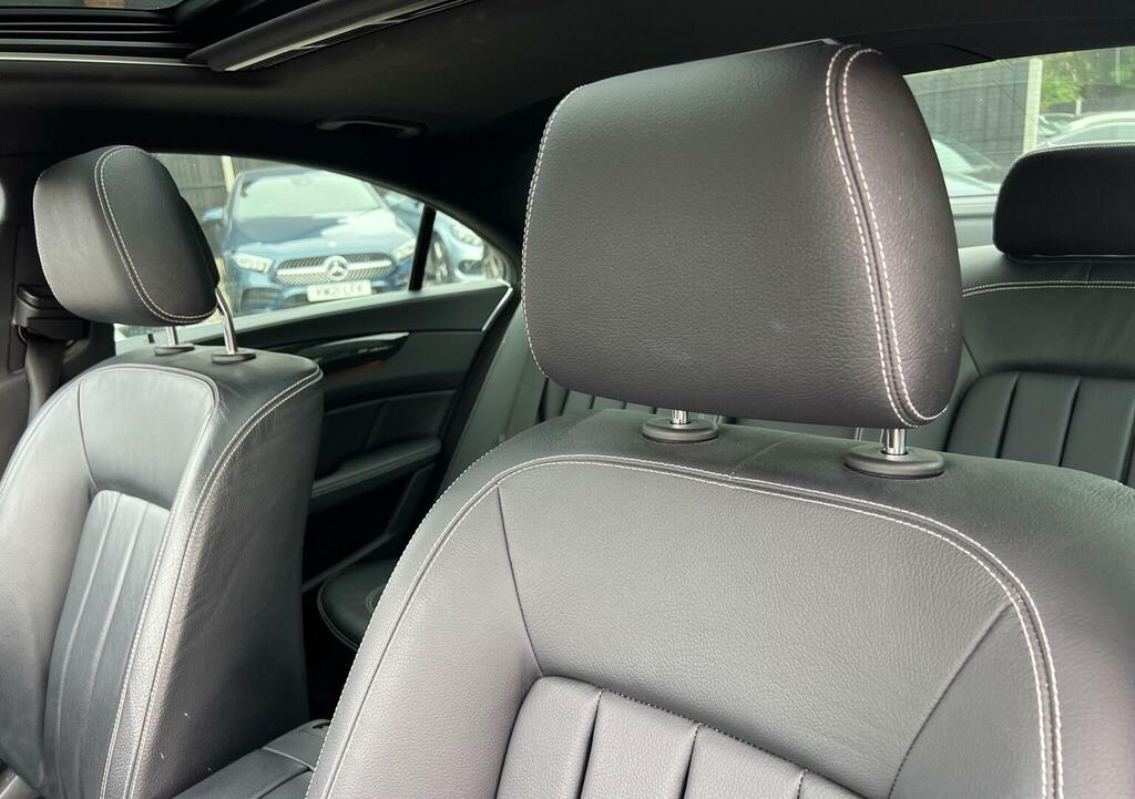 Mercedes-Benz CLS Saloon Black #20