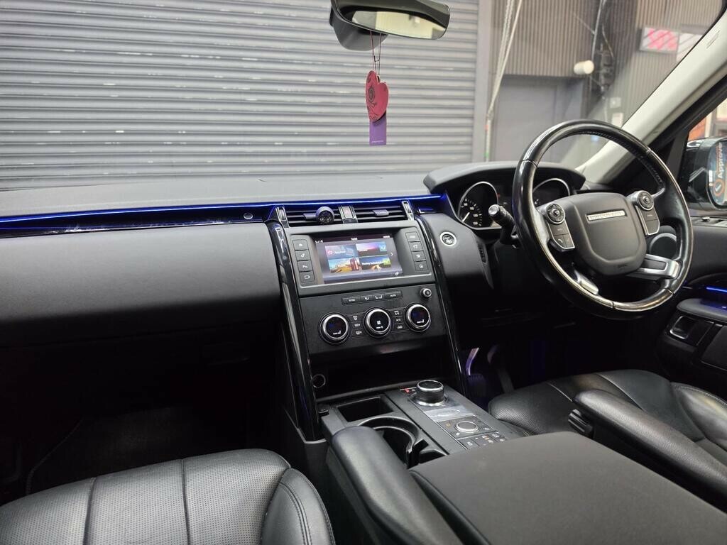 Land Rover Discovery Suv 3.0 Td V6 Hse 4Wd Euro 6 Ss 2017 White #15