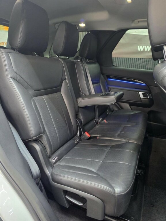 Land Rover Discovery Suv 3.0 Td V6 Hse 4Wd Euro 6 Ss 2017 White #13