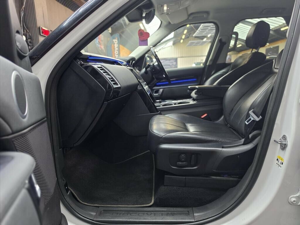 Land Rover Discovery Suv 3.0 Td V6 Hse 4Wd Euro 6 Ss 2017 White #10