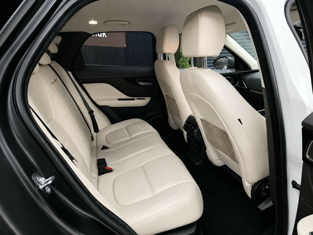 Jaguar F-Pace R-sport Awd Black #10
