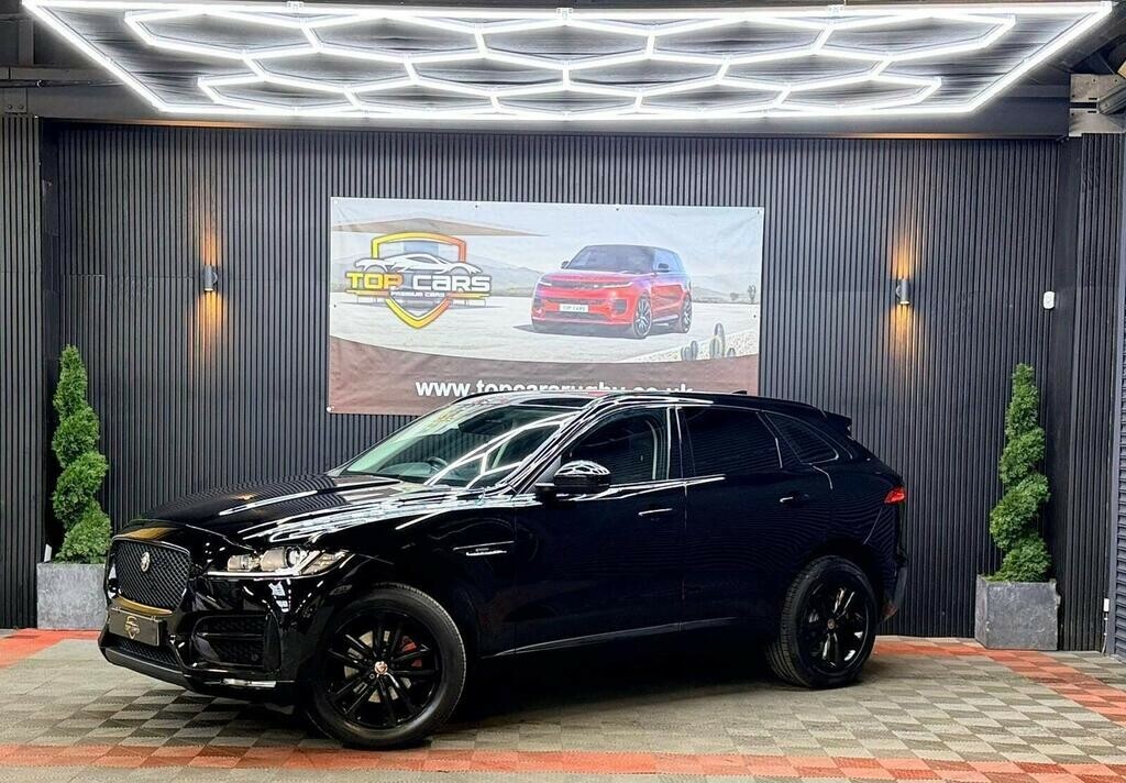 Jaguar F-Pace 2.0 D180 R-sport Black #2