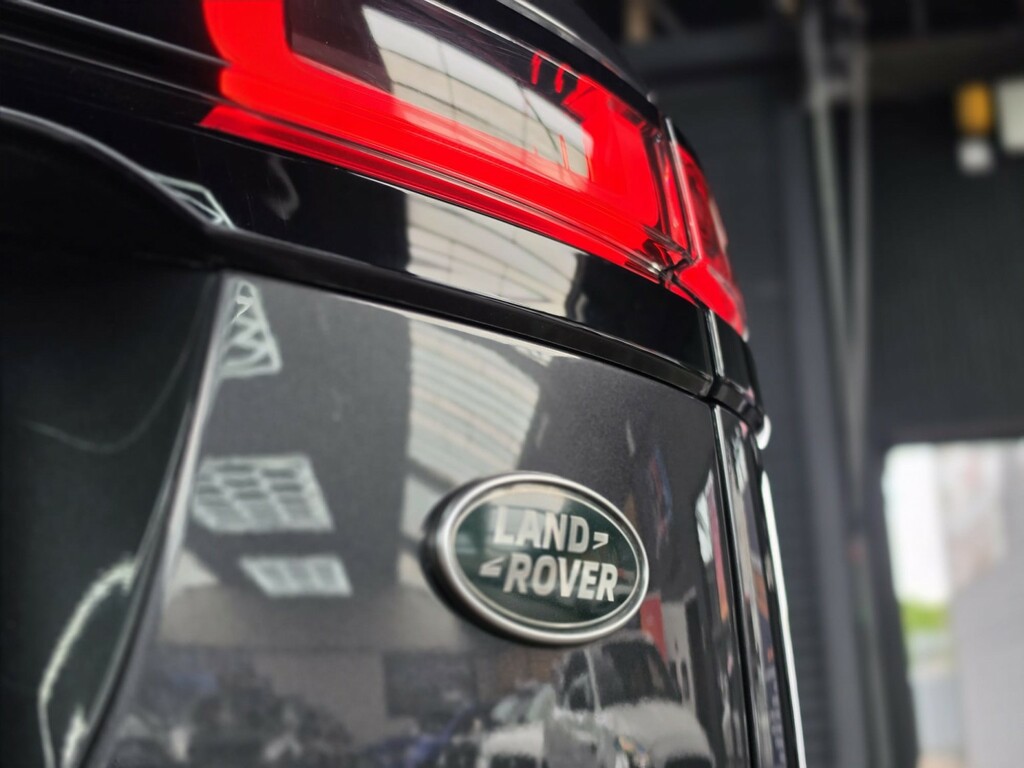 Land Rover Range Rover Velar Range Rover Velar S D180 Black #7