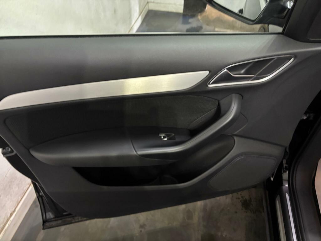 Audi Q3 Tfsi Black Edition Grey #22