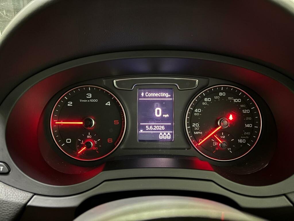 Audi Q3 Tfsi Black Edition Grey #27