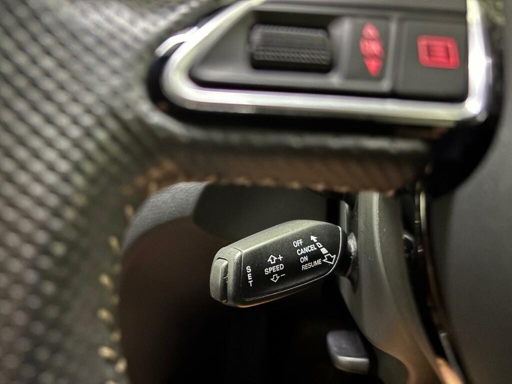 Audi Q3 Tfsi Black Edition Grey #35