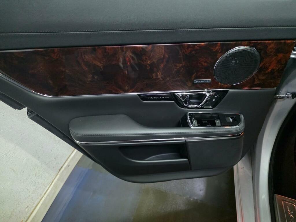 Jaguar XJ 3.0 Xj Portfolio  #40