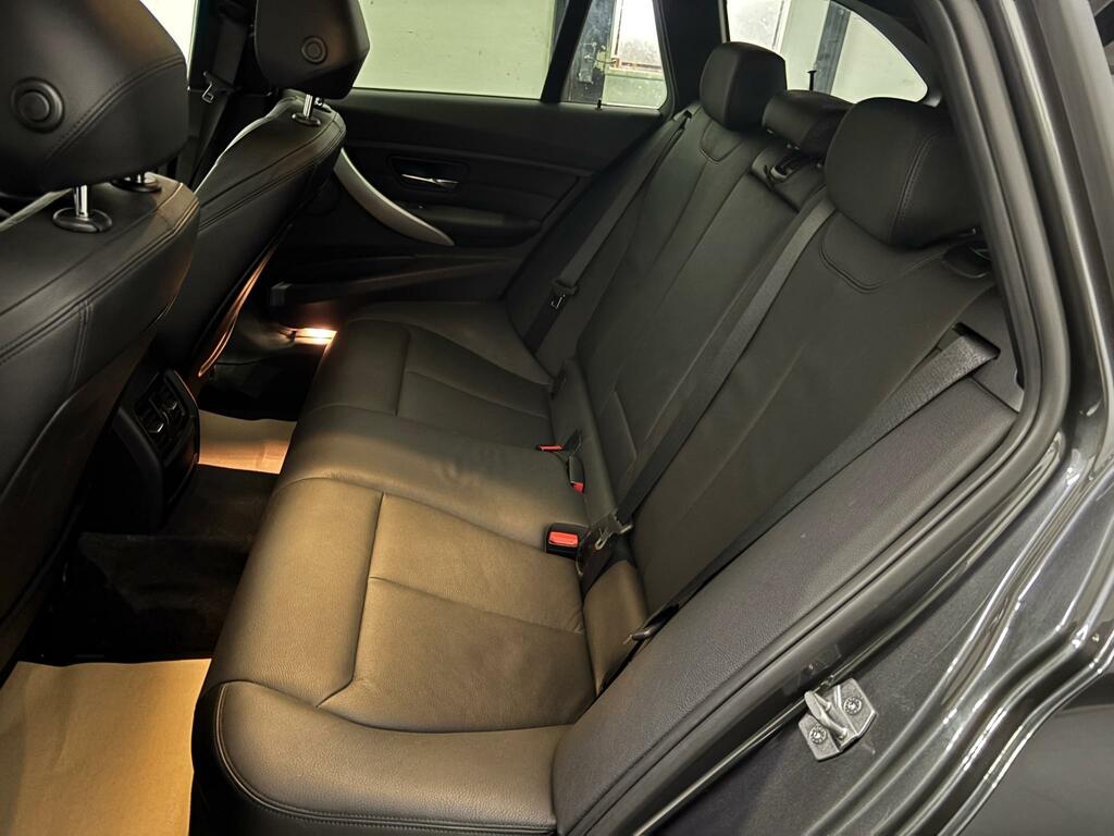 BMW 3 Series Hatchback Blue #19