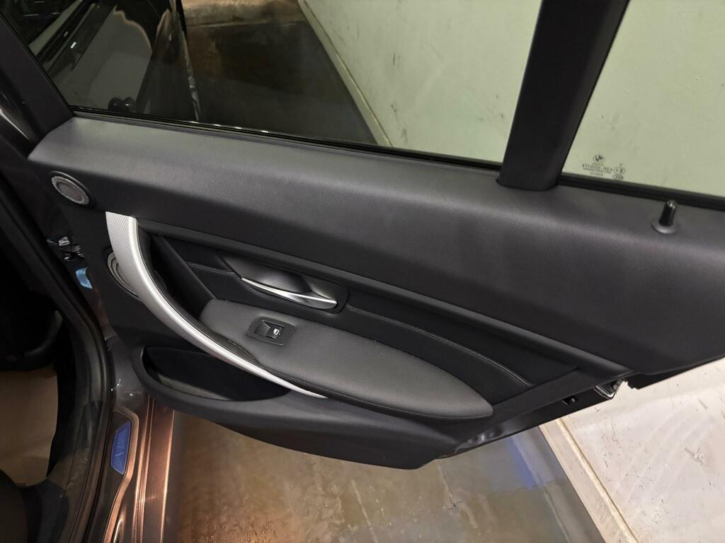 BMW 3 Series Hatchback Blue #13