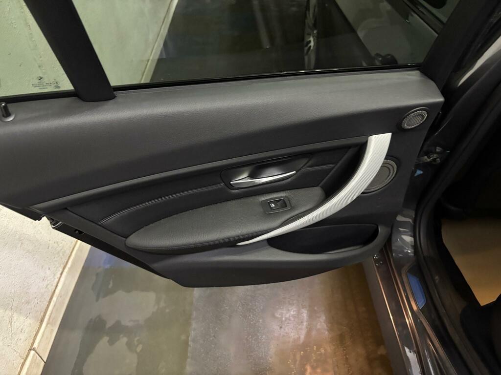 BMW 3 Series Hatchback Blue #24