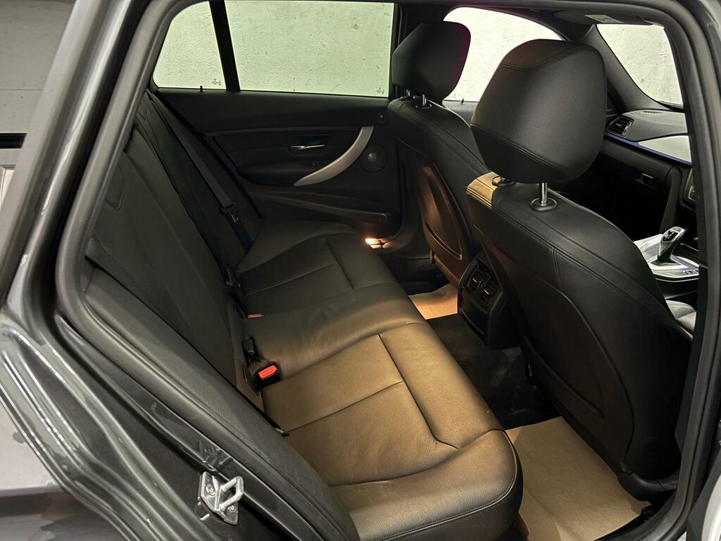 BMW 3 Series Hatchback Blue #14