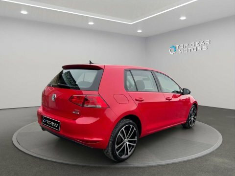 Volkswagen Golf 2017 66 1.6 CA66PDO Red #4