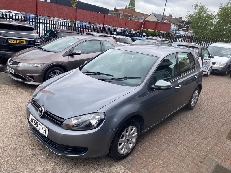 Volkswagen Golf S Tsi Grey #2