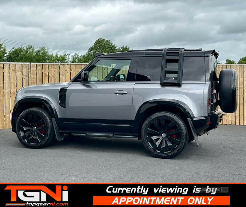 Land Rover Defender 90 3.0 D250 X-dynamic Se 90 LJ22YSX #2