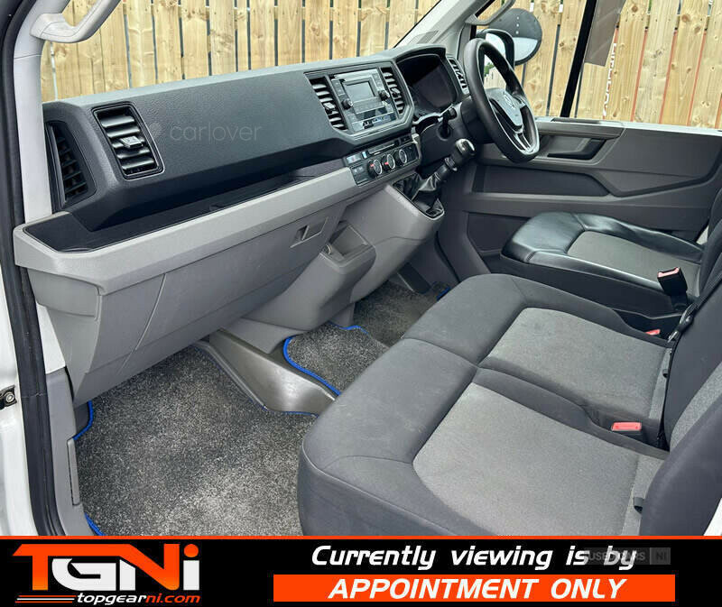 Volkswagen Crafter 2.0 Cr35 Tdi Bluemotion Tech Trendline 180 Bhp Mwb Silver #13